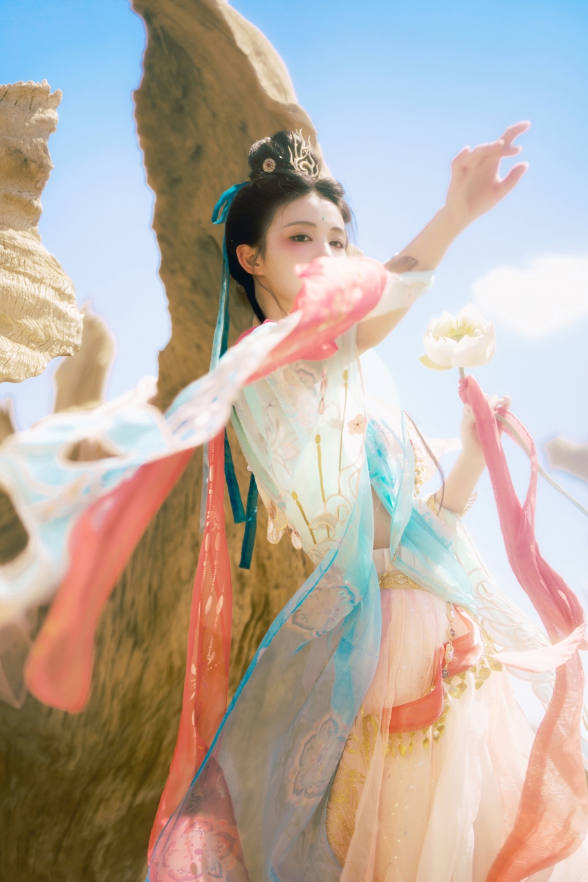 王楚然敦煌神女4k手机壁纸竖屏美女图片