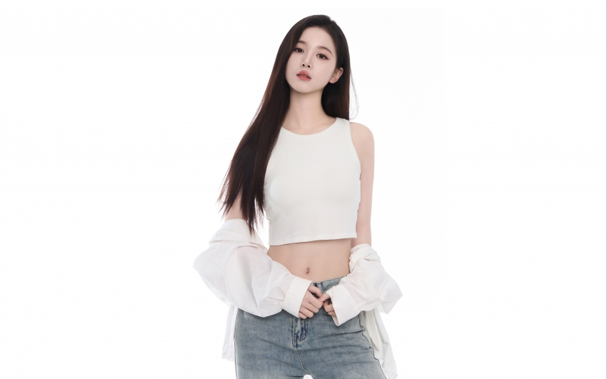 美女李瑜4K壁纸 3840x2400